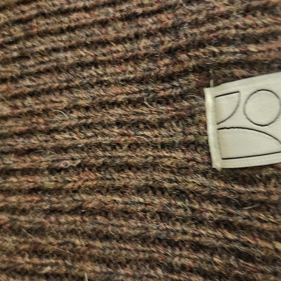 Wool hat - Picture 2 of 3